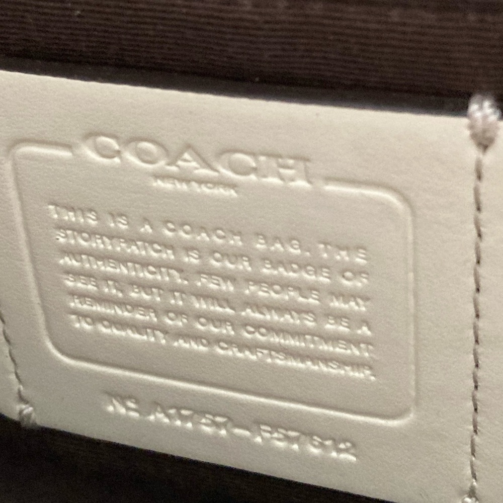 Coach Beige and Cream Signature Shoulder Bag Gold tone hardware Leather trim - Picture 8 of 14
